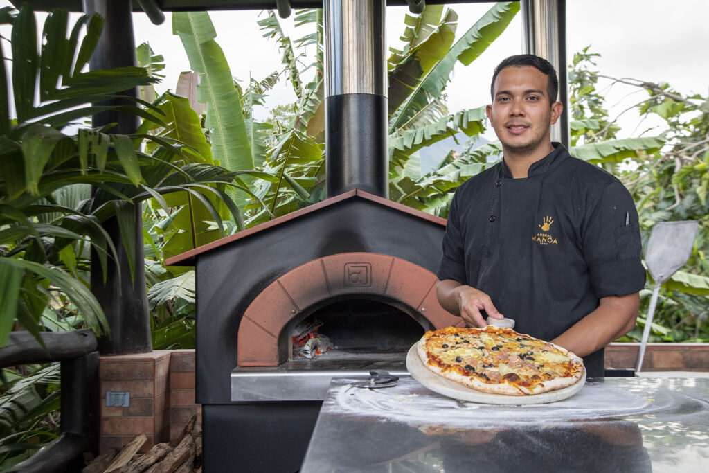Alambique Woodfired Pizza Bistro